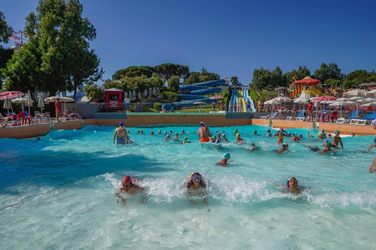 Villa Cicas sul mare Campofelice Di Roccella Exterior foto