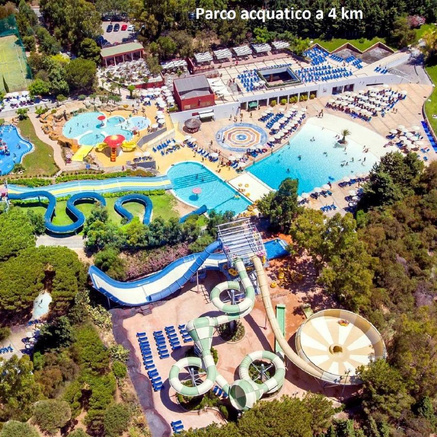Villa Cicas sul mare Campofelice Di Roccella Exterior foto